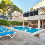 Villa Arenas